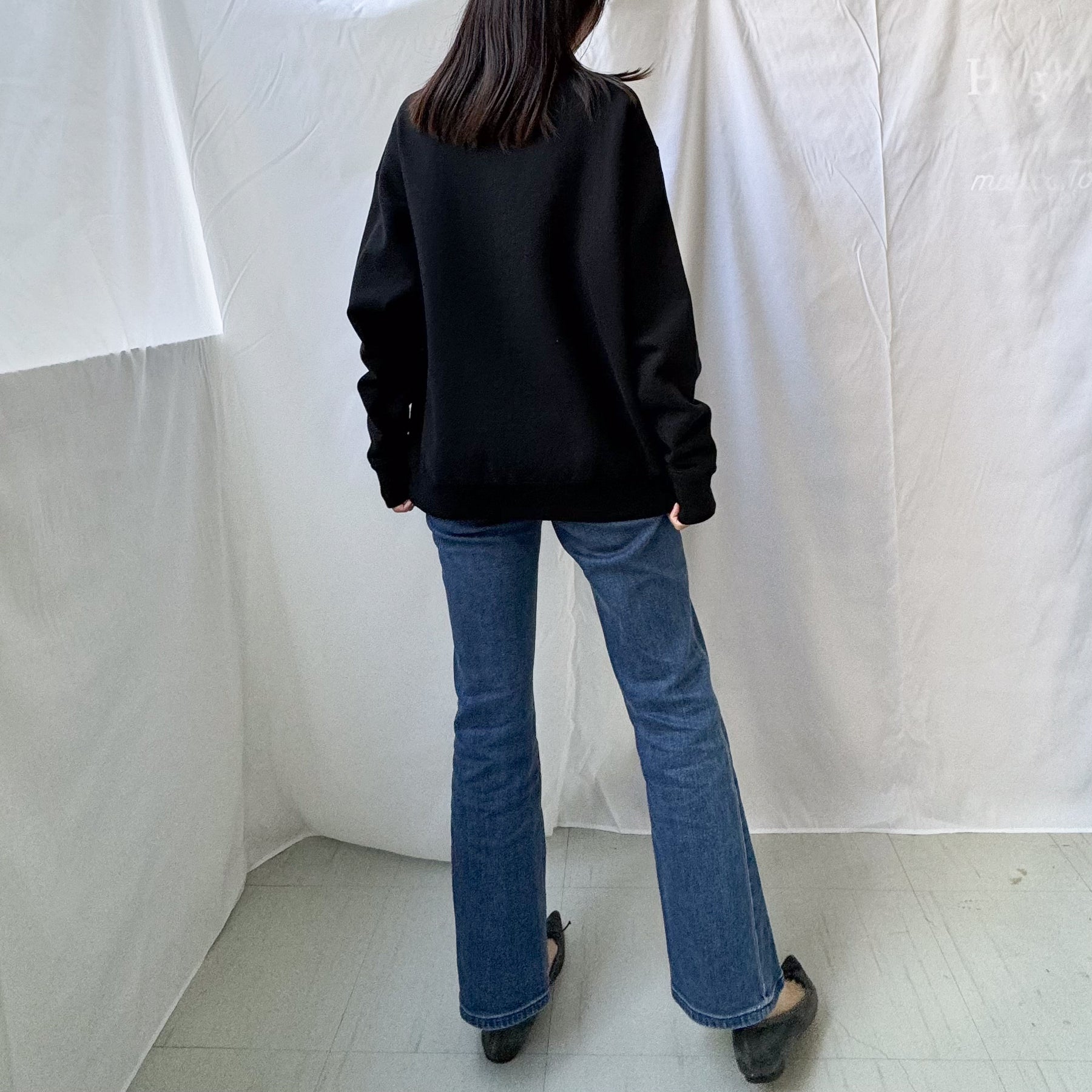 MODEL002/バルーンモックネック / EASTFAREAST