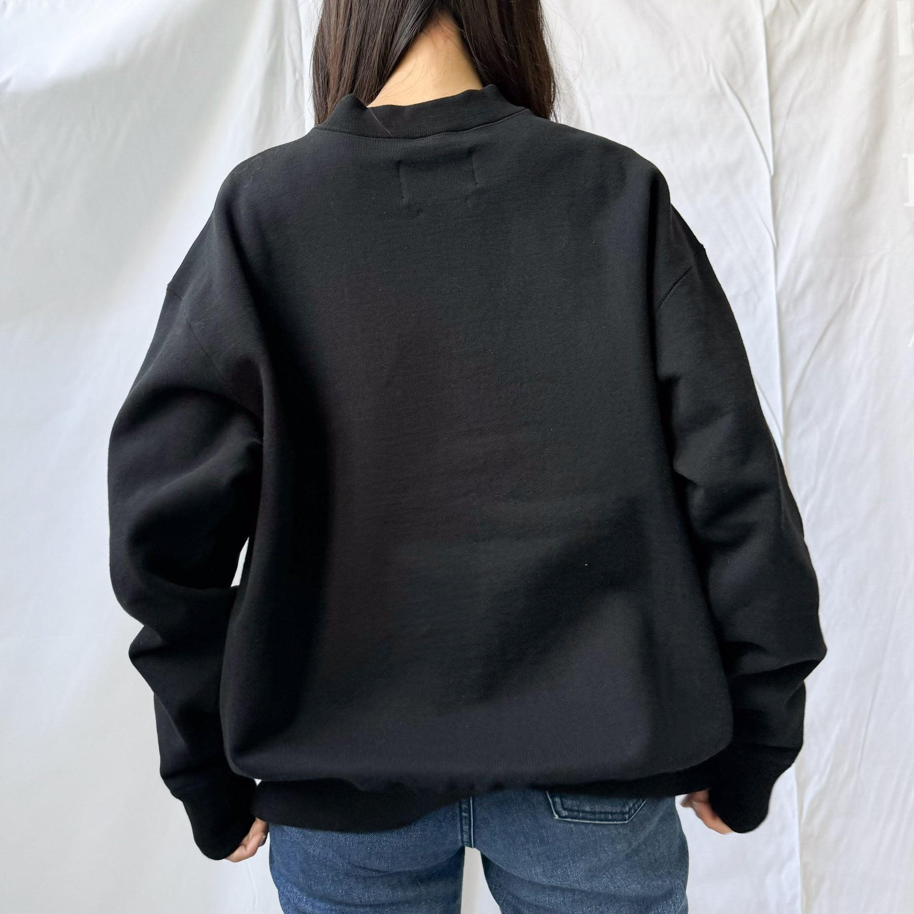 MODEL002/バルーンモックネック / EASTFAREAST
