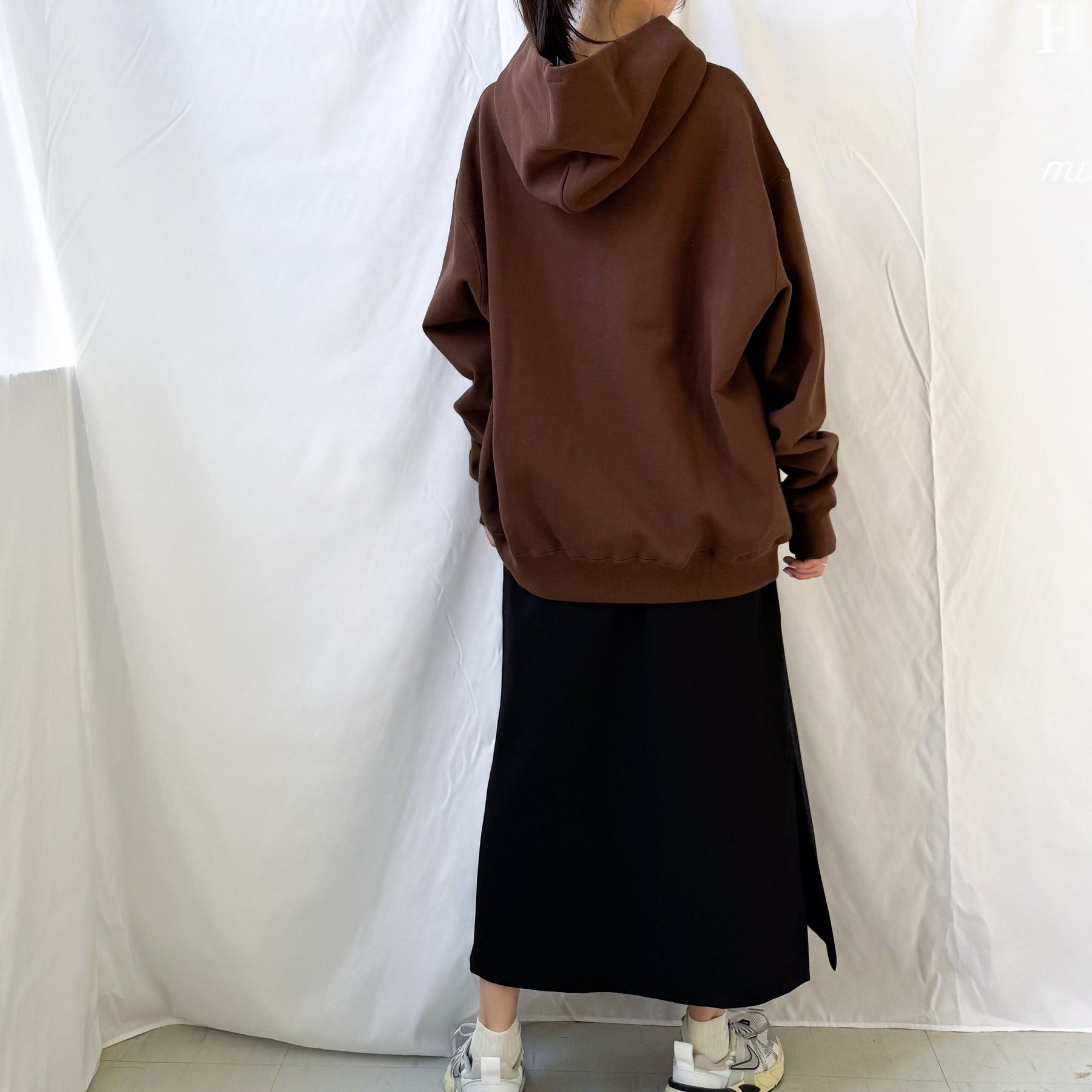 MODEL014 バルーンフーディ/EASTFAREAST